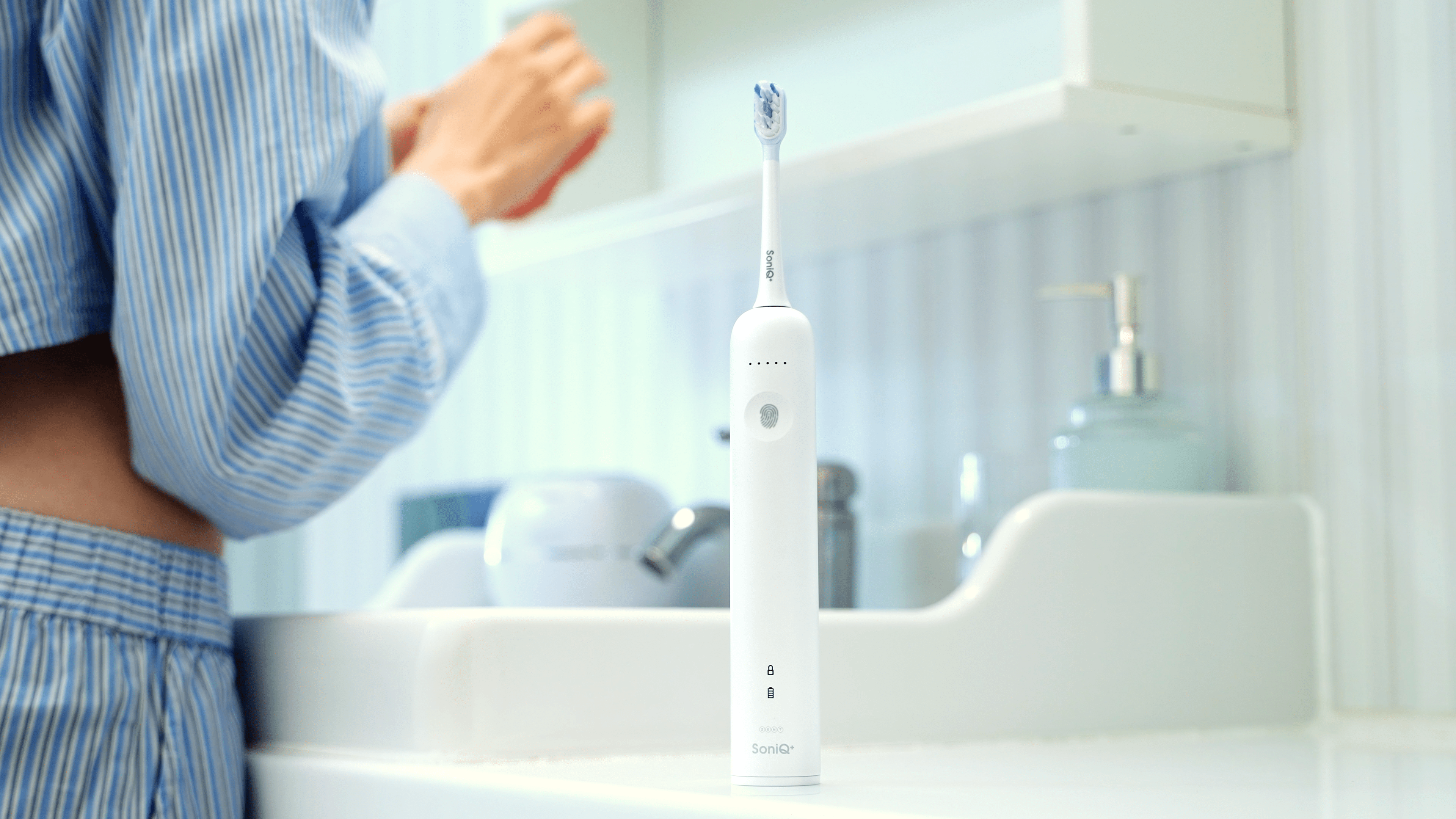 Jakie korzyści zdrowotne płyną z regularnego używania szczoteczki sonicznej?